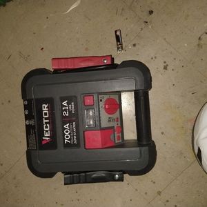 700 peak amp jump box